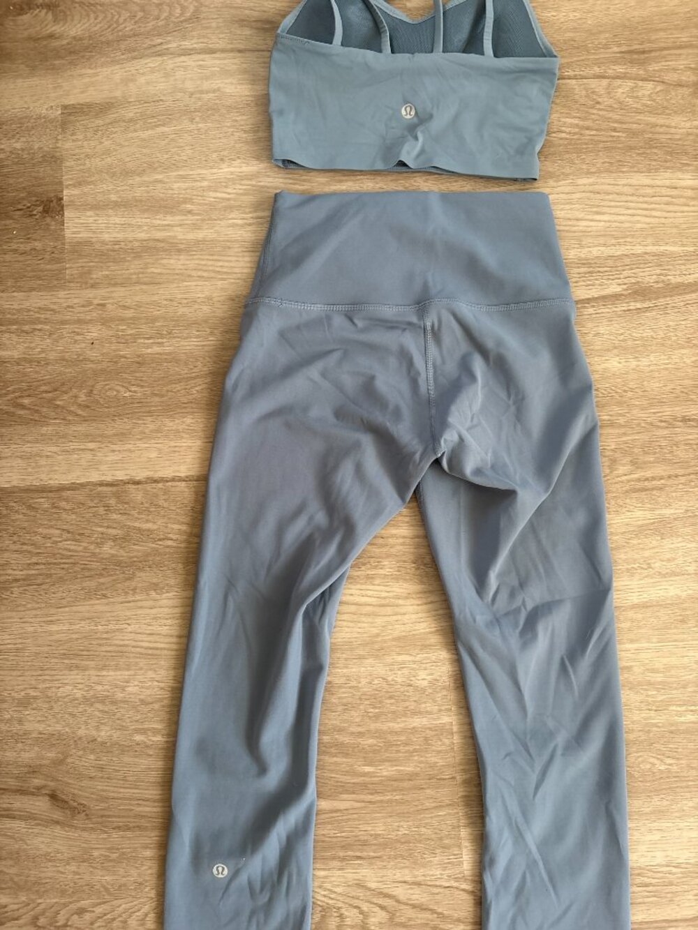 LuluLemon Set - Picture 2 of 2